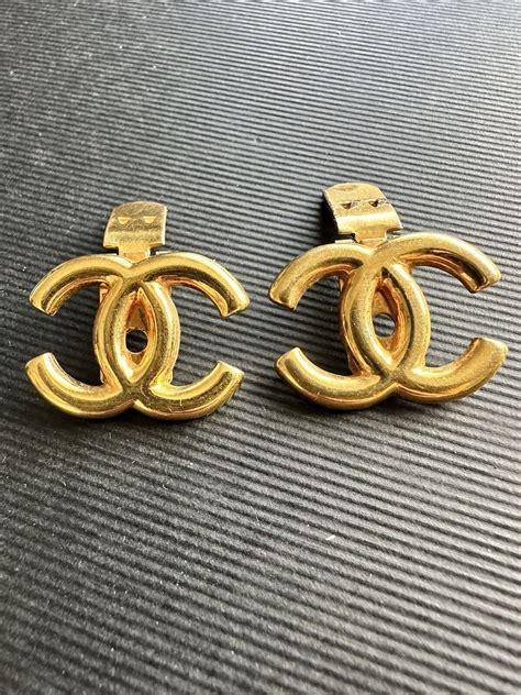 vintage chanel shoe clips|Rare Authentic Vintage Chanel Gold Tone CC Logo Shoe Clips.